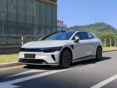 Zeekr 极氪007GT · 2025 год