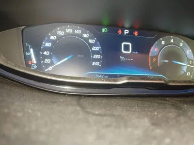 Peugeot 4008 2018, 117600 км, за 66565.38 CNY - фото 11