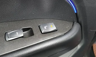 KG_Mobility_Ssangyong Rexton 2019, 143678 км, за 14000000 KRW - фото 18