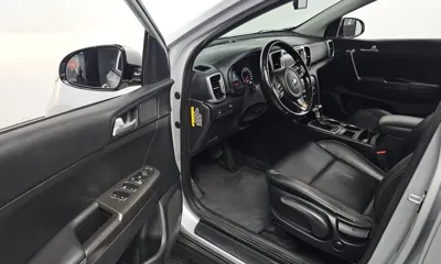 Kia Sportage 2017, 98580 км, за 9900000 KRW - фото 11