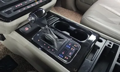 Kia Canival 2016, 101153 км, за 13200000 KRW - фото 9