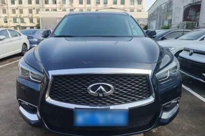 Infiniti QX60 2020, 49400 км, за 150071.97 CNY