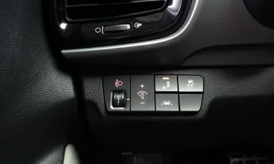 Kia Stonic 2018, 112522 км, за 8000000 KRW - фото 18