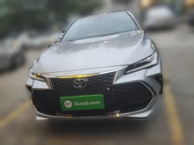 Toyota Avalon 2023, 34100 км, за 139086.58 CNY