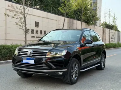 Volkswagen Touareg · 2018 год
