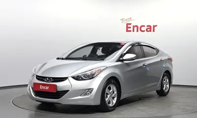 Hyundai Avante · 2013 год