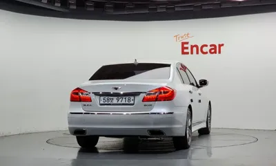 Hyundai Genesis 2012, 129847 км, за 6500000 KRW - фото 4