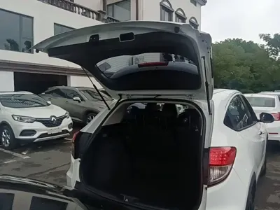 Honda Vezel 2021, 57300 км, за 68700 CNY - фото 19
