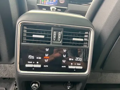 Porsche Cayenne 2021, 85000 км, за 418000 CNY - фото 26