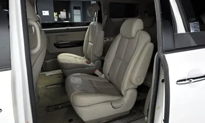 Kia Canival 2019, 173017 км, за 9900000 KRW - фото 12