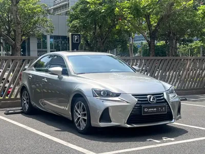 Lexus IS 2019, 57800 км, за 119800 CNY