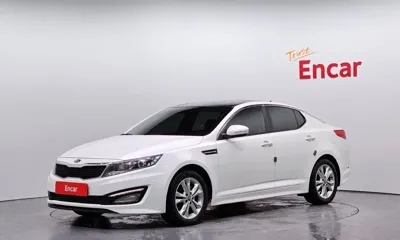 Kia K5 · 2013 год