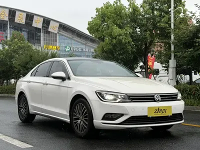 Volkswagen Lamando 2017, 70700 км, за 42500 CNY