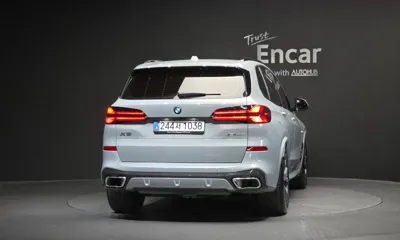 BMW X5 2025, 12247 км, за 129000000 KRW