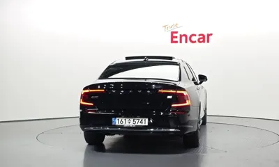 Volvo S90 2023, 44889 км, за 51800000 KRW