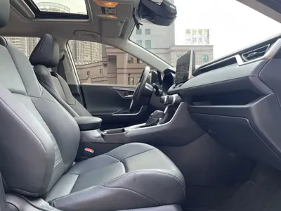 Toyota Wildlander 2023, 51000 км, за 109800 CNY - фото 20
