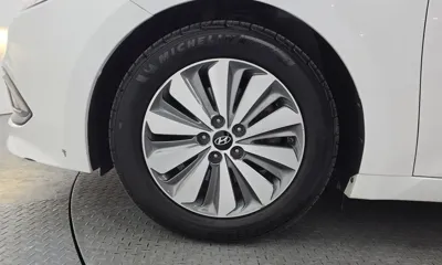 Hyundai Grandeur 2016, 204603 км, за 7400000 KRW - фото 5