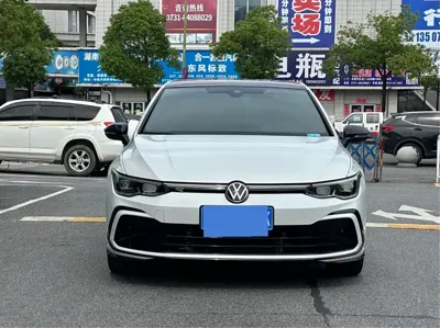 Volkswagen Golf 2022, 28000 км, за 119800 CNY - фото 2