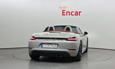 Porsche 718 2022, 22781 км, за 96000000 KRW