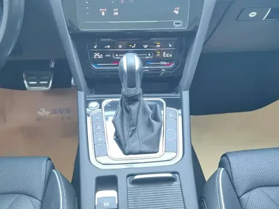 Volkswagen 迈腾 PHEV 2021, 53200 км, за 79800 CNY - фото 16