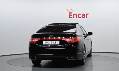 Hyundai Grandeur 2015, 74898 км, за 9600000 KRW