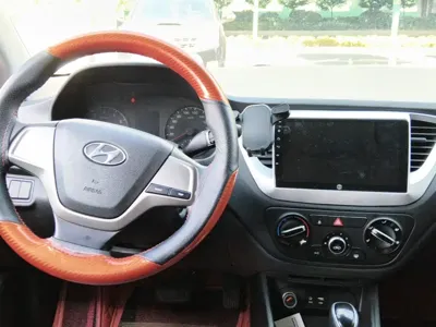 Hyundai Verna 2017, 92500 км, за 24800 CNY - фото 13