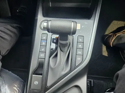Kia Niro 2026, 244 км, за 27910000 KRW - фото 13