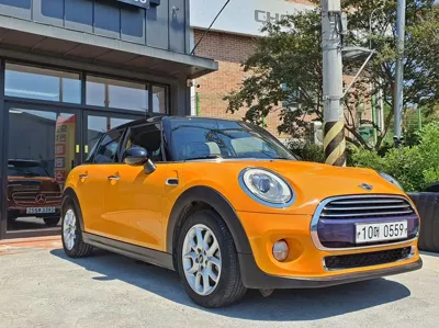 MINI Cooper 2016, 67708 км, за 10900000 KRW - фото 4