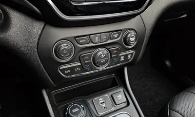 Jeep Cherokee 2020, 47341 км, за 15500000 KRW - фото 17