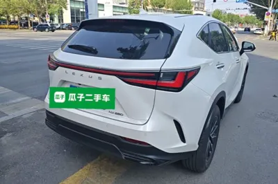 Lexus NX 2022, 4400 км, за 207176.22 CNY - фото 6