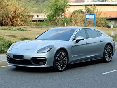 Porsche Panamera · 2022 год