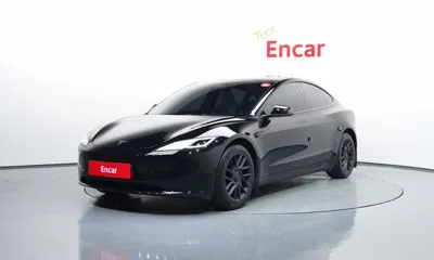 Tesla Model 3 · 2024 год