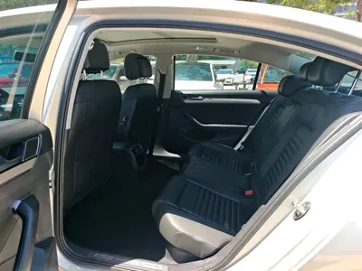 Volkswagen Magotan 2018, 113000 км, за 60400 CNY - фото 8