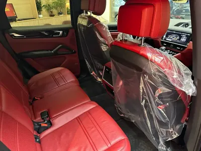 Porsche Cayenne 2020, 60000 км, за 468000 CNY - фото 23
