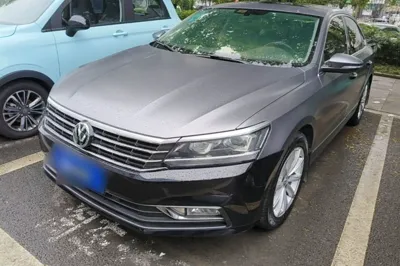 Volkswagen Passat · 2017 год