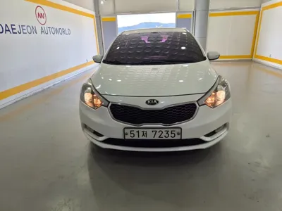 Kia K3 · 2015 год