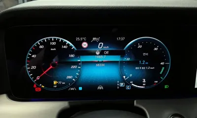 Mercedes-Benz E-Class 2021, 68334 км, за 29900000 KRW - фото 8