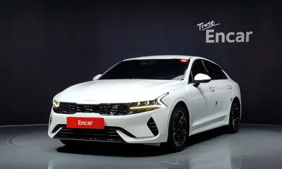 Kia K5 · 2023 год