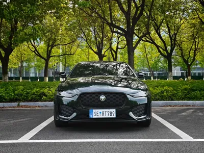 Jaguar XEL 2024, 13000 км, за 143800 CNY