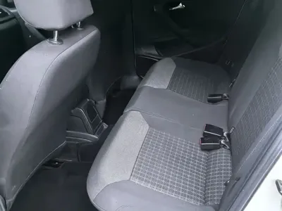 Volkswagen Polo 2015, 120000 км, за 21800 CNY - фото 8