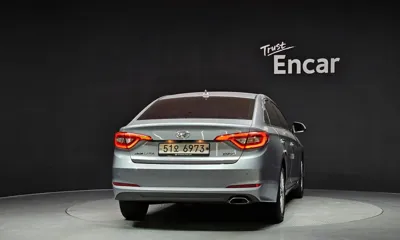Hyundai Sonata 2015, 84483 км, за 7900000 KRW - фото 4