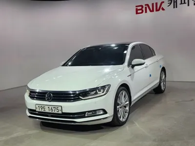 Volkswagen Passat · 2018 год