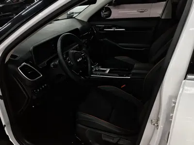 Kia Seltos 2023, 21000 км, за 125800 CNY