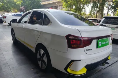 Dongfeng Aeolus E70 2023, 125000 км, за 57911.9 CNY