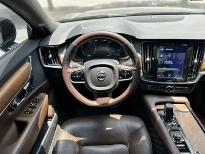 Volvo S90 2021, 65000 км, за 119800 CNY - фото 6