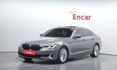 BMW 5-Series · 2022 год