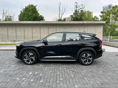 Geely Boyue L 2023, 69000 км, за 68800 CNY