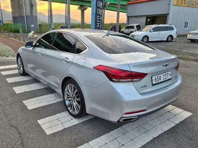 Hyundai Genesis 2016, 168947 км, за 10800000 KRW