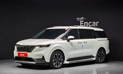 Kia Canival · 2023 год