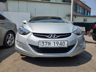 Hyundai Avante · 2012 год
